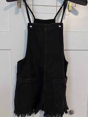 Aerie NWT Black Frayed Double Strap Hem Denim Short Overalls